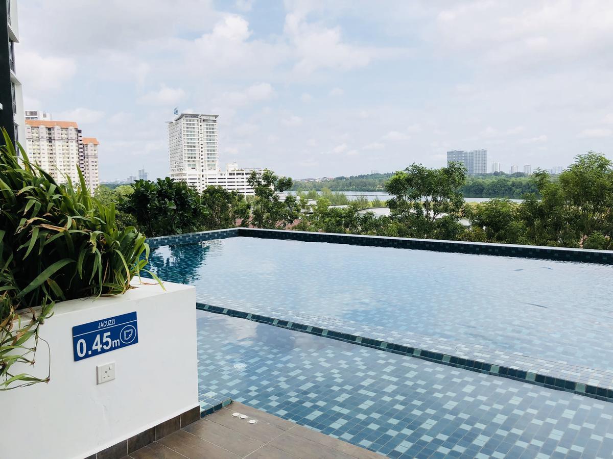 Loving&Comfy Ensuite By Crescent Bay Johor Bahru Exterior photo